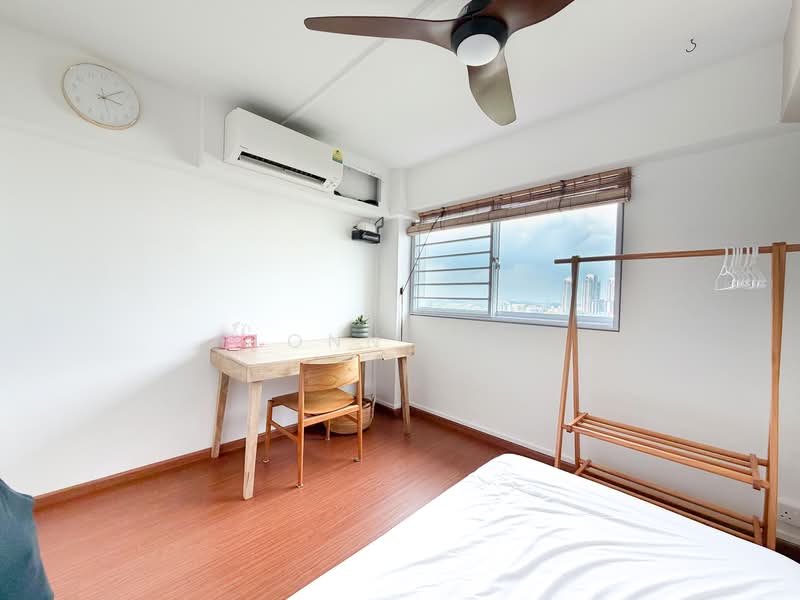 13 Holland Drive, 13 Holland Drive, Room Rental, 100 sqft, HDB Flat For Rent, by Elonn Seah, 500094422 - Bedroom - PropertyGuru.com.sg