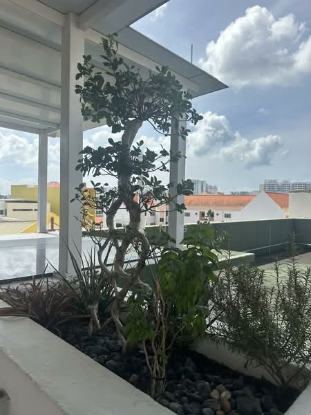 Sims Green Apartment For Sale at S$ 1,850,000 | PropertyGuru Singapore - Exterior