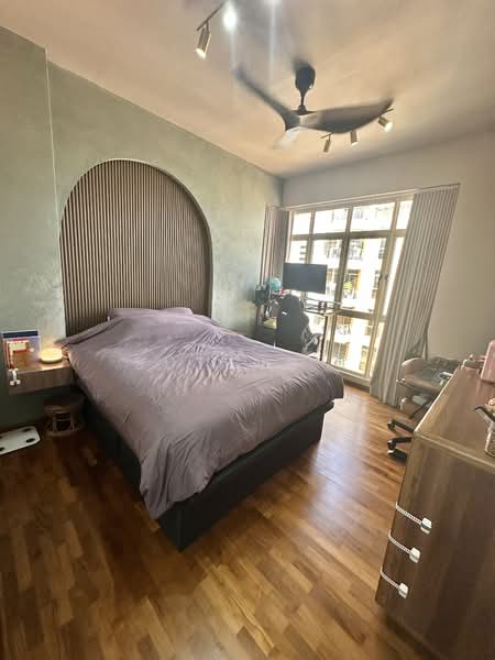 Sims Green Apartment For Sale at S$ 1,850,000 | PropertyGuru Singapore - Bedroom
