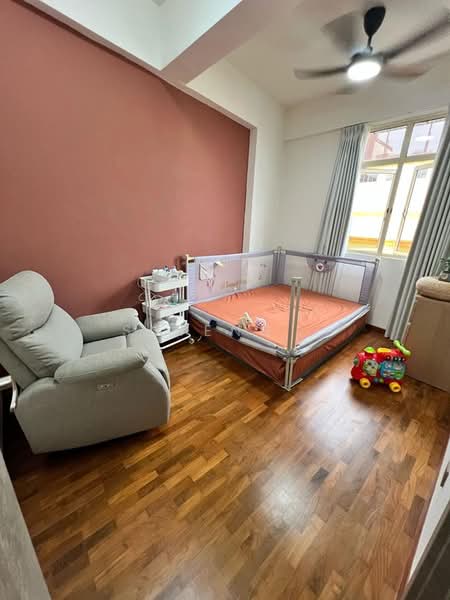 Sims Green Apartment For Sale at S$ 1,850,000 | PropertyGuru Singapore - Bedroom