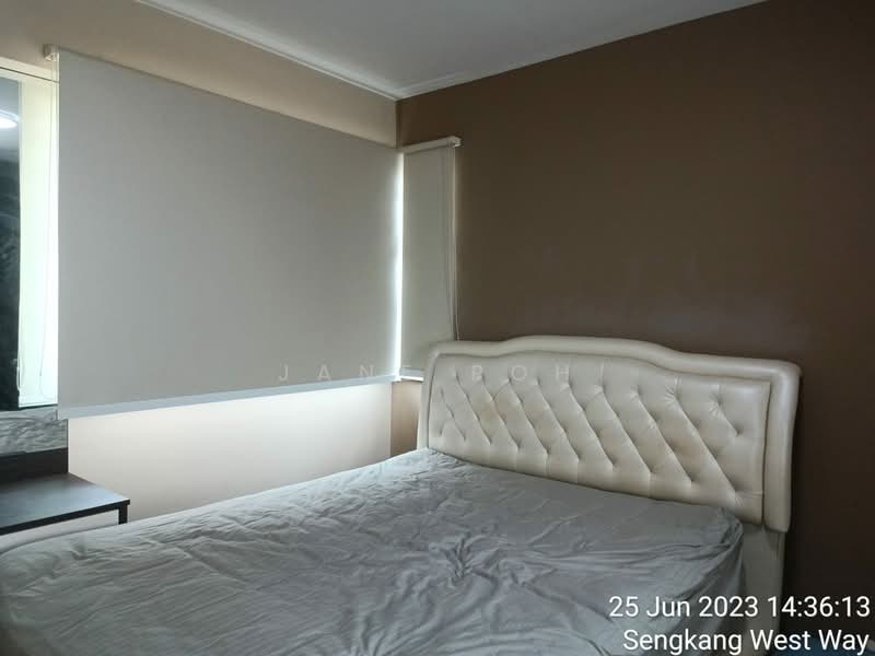 451B Sengkang West Way HDB Flat For Sale at S$ 788,888 | PropertyGuru Singapore - Bedroom
