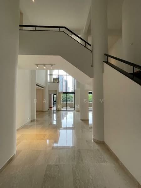 For Rent - The Colonnade