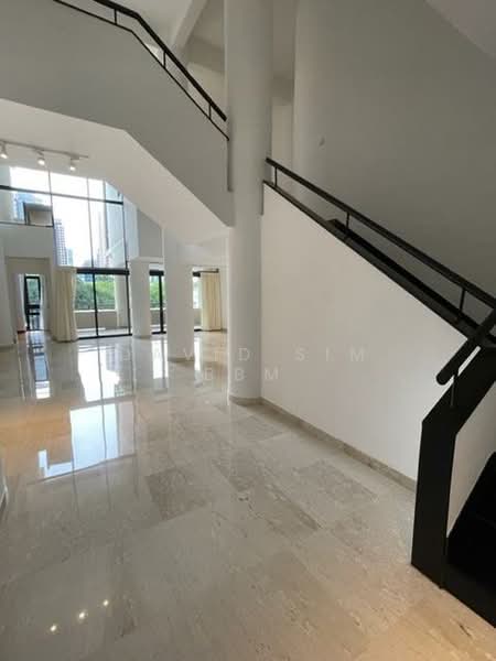 For Rent - The Colonnade