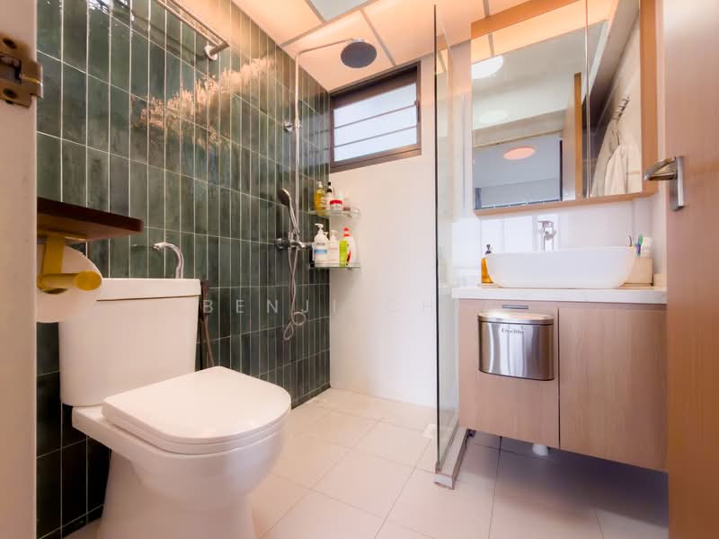 95 Dawson Road HDB Flat For Sale at S$ 908,000 | PropertyGuru Singapore - Bathroom
