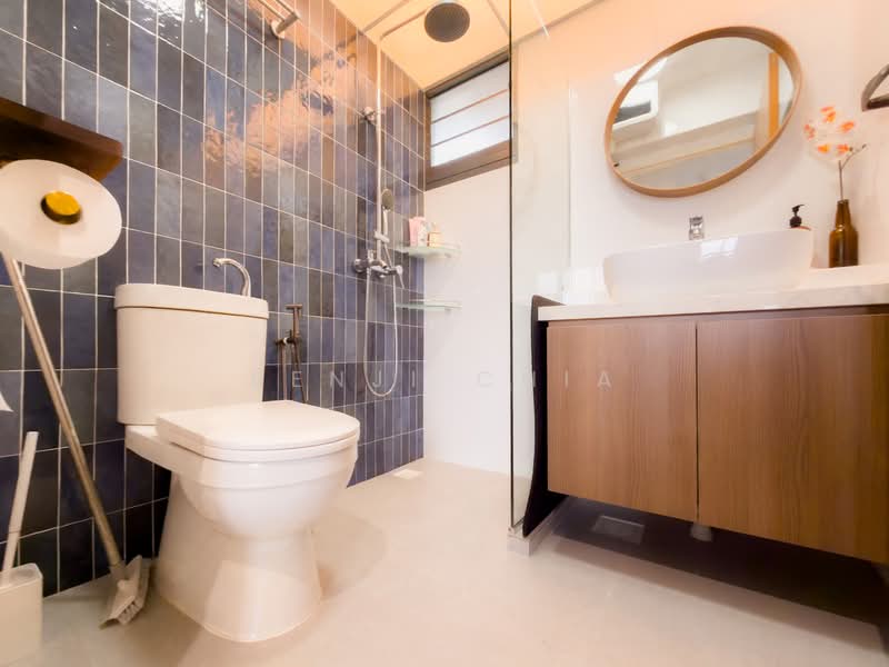 95 Dawson Road HDB Flat For Sale at S$ 908,000 | PropertyGuru Singapore - Bathroom
