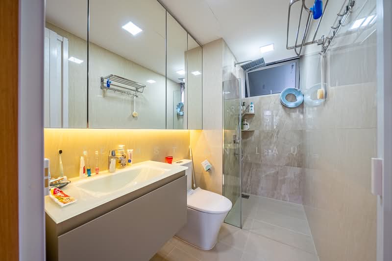 Austville Residences Executive Condominium For Sale at S$ 1,480,000 | PropertyGuru Singapore - Bathroom