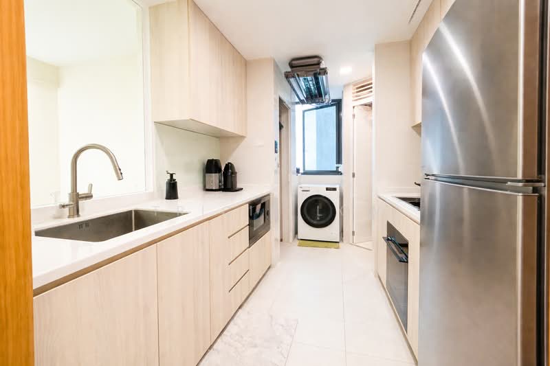 Thomson Three Condominium For Sale at S$ 2,700,000 | PropertyGuru Singapore - Kitchen