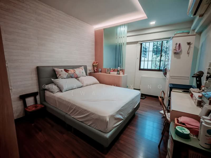 For Sale - 301 Hougang Avenue 5