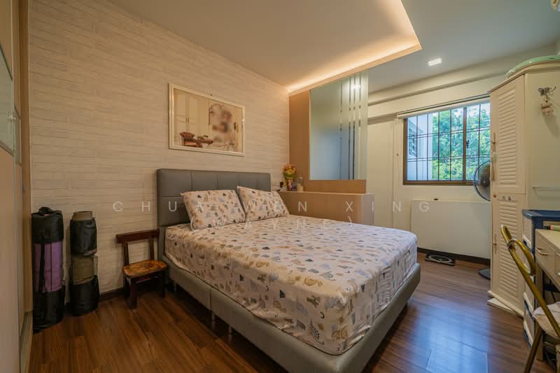 301 Hougang Avenue 5, 301 Hougang Avenue 5, 3 Bedrooms, 1,184 sqft, HDB Flat For Sale, by Chua Wen Xing (Wayne), 500094473 - Bedroom - PropertyGuru.com.sg