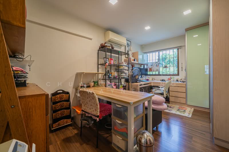 301 Hougang Avenue 5, 301 Hougang Avenue 5, 3 Bedrooms, 1,184 sqft, HDB Flat For Sale, by Chua Wen Xing (Wayne), 500094473 - Study - PropertyGuru.com.sg