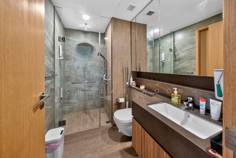 The Jovell Condominium For Sale at S$ 820,000 | PropertyGuru Singapore - Bathroom