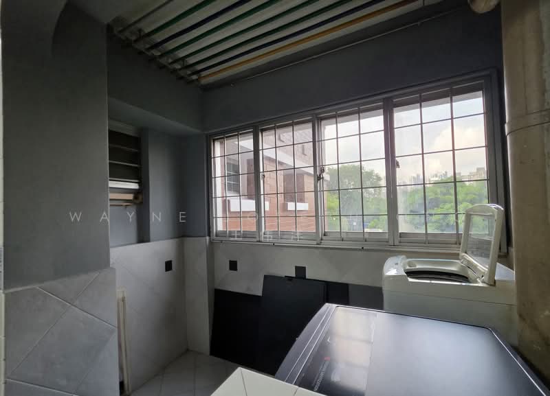 30 Holland Close HDB Flat For Sale at S$ 958,000 | PropertyGuru Singapore - Balcony