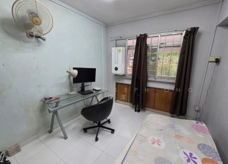 30 Holland Close HDB Flat For Sale at S$ 958,000 | PropertyGuru Singapore - Bedroom