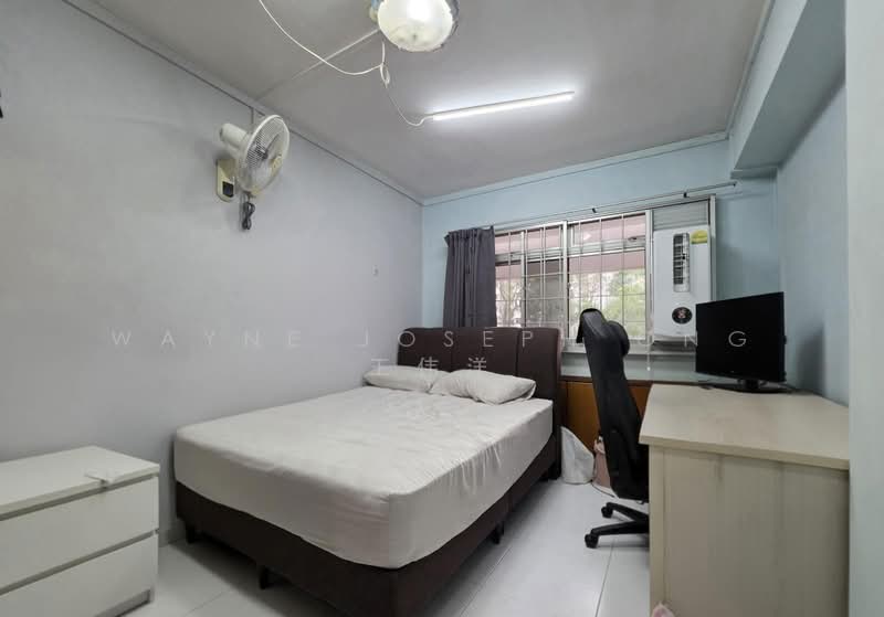 30 Holland Close HDB Flat For Sale at S$ 958,000 | PropertyGuru Singapore - Bedroom