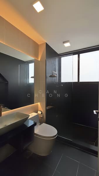 Leicester Suites, 10 Leicester Road, 2 Bedrooms, 1,087 sqft, Condominium For Rent, by Can Cheong, 500094523 - Bathroom - PropertyGuru.com.sg