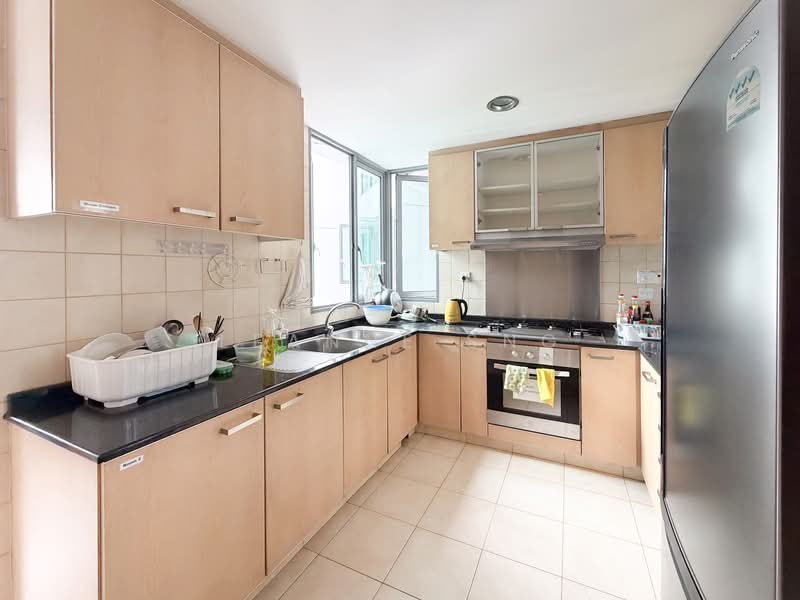 The Madeira, 50 Bukit Batok Street 31, Room Rental, 100 sqft, Condominium For Rent, by Leanne Sng, 500094528 - Kitchen - PropertyGuru.com.sg