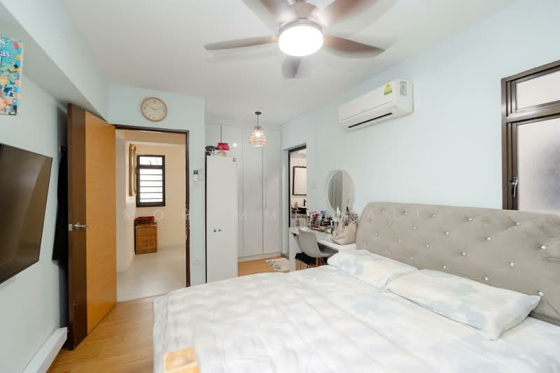 296A Compassvale Crescent HDB Flat For Sale at S$ 580,000 | PropertyGuru Singapore - Bedroom