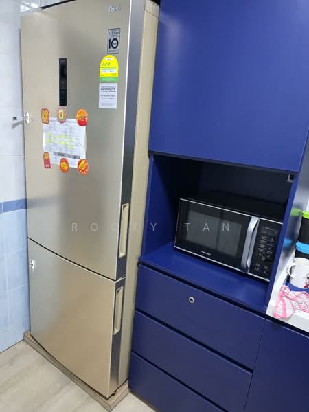 263 Yishun Street 22, 263 Yishun Street 22, Room Rental, 250 sqft, HDB Flat For Rent, by Rocky Tan, 500094550 - Kitchen - PropertyGuru.com.sg