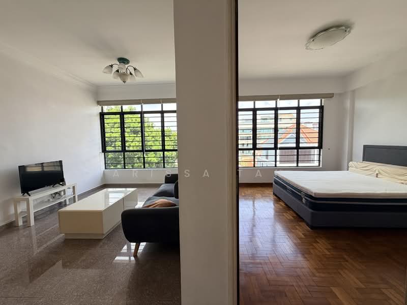 Casa Sarina Condominium For Sale at S$ 1,068,000 | PropertyGuru Singapore - Living Room