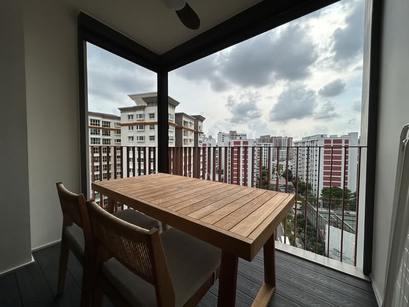 Riverfront Residences Condominium For Sale at S$ 1,060,000 | PropertyGuru Singapore