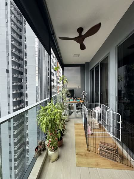 Stirling Residences Condominium For Sale at S$ 2,999,888 | PropertyGuru Singapore - Balcony
