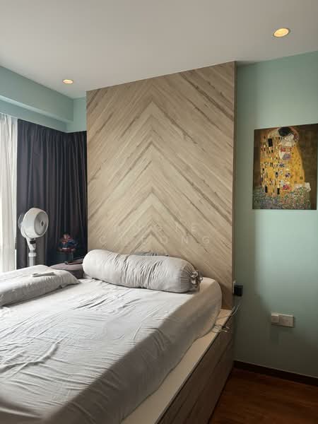 Stirling Residences Condominium For Sale at S$ 2,999,888 | PropertyGuru Singapore - Master Bedroom