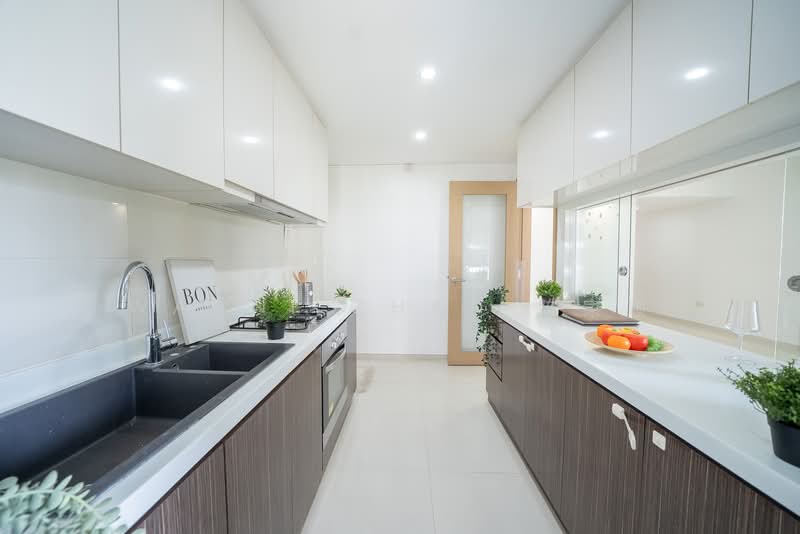 Twin Waterfalls, 118 Punggol Walk, 3 Bedrooms, 1,119 sqft, Executive Condominium For Rent, by Wanni Chan 陈寀颖, 500094587 - Kitchen - PropertyGuru.com.sg