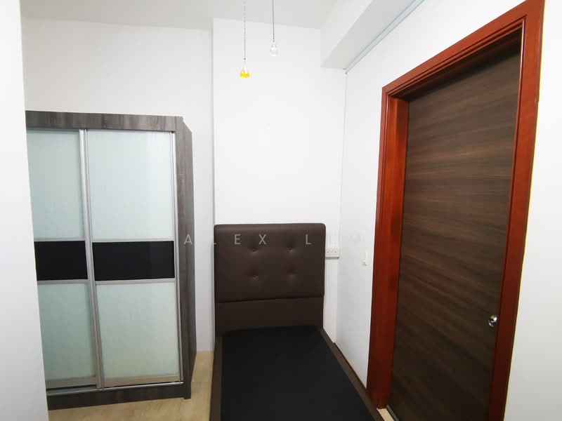 The Mayfair, 1 Jurong East Street 32, Room Rental, 100 sqft, Condominium For Rent, by Alex Lim, 500094611 - Bedroom - PropertyGuru.com.sg