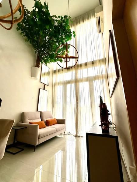 Pollen & Bleu, 15 Farrer Drive, 2 Bedrooms, 1,163 sqft, Condominium For Rent, by Baron Tan 陈鼎超, 500094660 - Living Room - PropertyGuru.com.sg