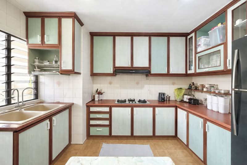 Kilat 19 Apartment For Sale at S$ 5,000,000 | PropertyGuru Singapore - Kitchen