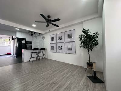 For Sale - 714 Tampines Street 71