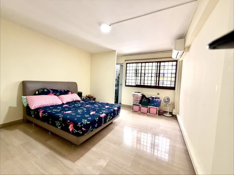 205 Serangoon Central HDB Flat For Sale at S$ 1,088,000 | PropertyGuru Singapore - Bedroom