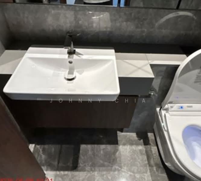 One Holland Village Residences, 5 Holland Village Way, 2 Bedrooms, 1,087 sqft, Condominium For Rent, by Johnny Chia, 500094680 - Bathroom - PropertyGuru.com.sg