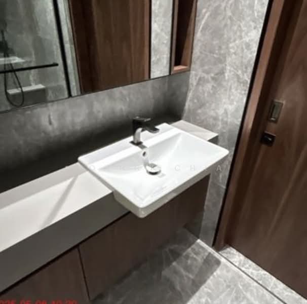 One Holland Village Residences, 5 Holland Village Way, 2 Bedrooms, 1,087 sqft, Condominium For Rent, by Johnny Chia, 500094680 - Bathroom - PropertyGuru.com.sg