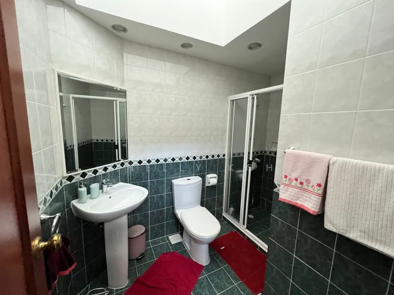 Compass At Chancery, Chancery Hill Road, 4 Bedrooms, 2,507 sqft, Cluster House For Rent, by Shelly Koh, 500094683 - Bathroom - PropertyGuru.com.sg