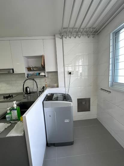 For Rent - 146 Woodlands Street 13