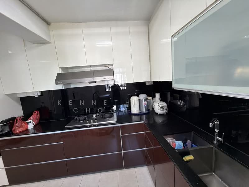 77 Marine Drive HDB Flat For Sale at S$ 1,200,000 | PropertyGuru Singapore - Kitchen