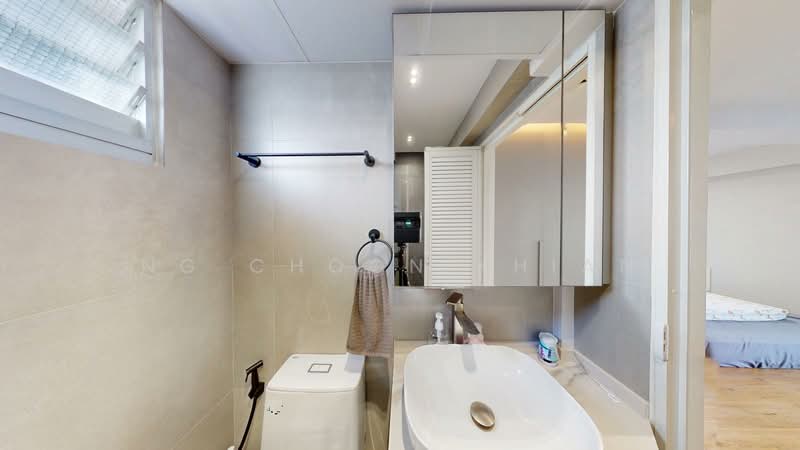 409D Northshore Drive HDB Flat For Sale at S$ 899,000 | PropertyGuru Singapore - Bathroom