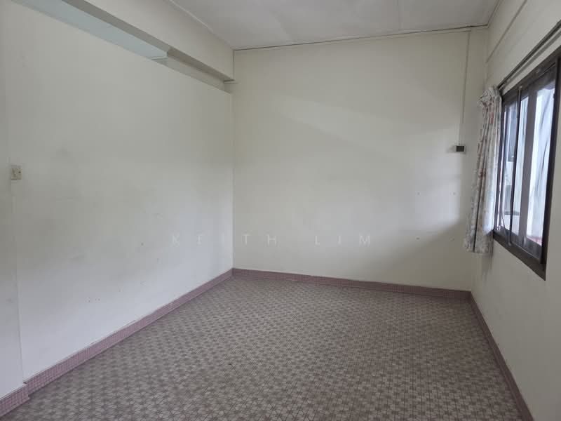 ORIGINAL TERRACE NEAR SIMON LANE ANDERSON JC, , 4 Bedrooms, 2,000 sqft, Terraced House For Sale, by Keith Lim, 500094725 - Interior - PropertyGuru.com.sg