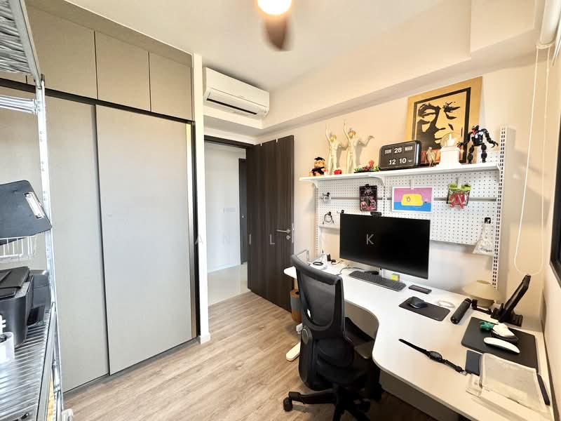 Riverfront Residences Condominium For Sale at S$ 1,580,000 | PropertyGuru Singapore - Study