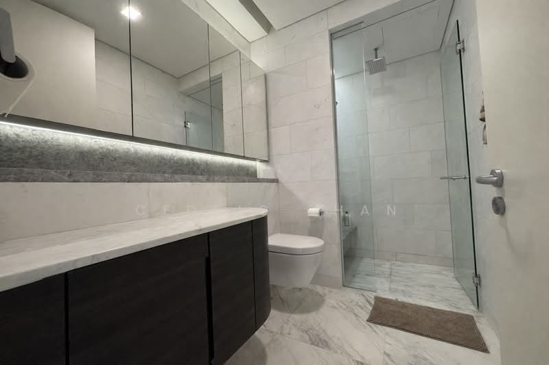 DUO Residences, 1 Fraser Street, 1 Bedroom, 721 sqft, Apartment For Rent, by Cedric Chan, 500094737 - Bathroom - PropertyGuru.com.sg