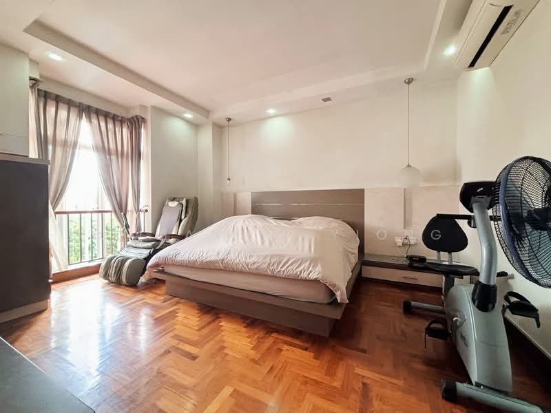 Park Villas Terraced House For Sale at S$ 2,999,000 | PropertyGuru Singapore - Bedroom