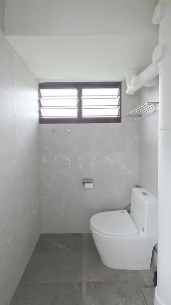 507 West Coast Drive, 507 West Coast Drive, Room Rental, 200 sqft, HDB Flat For Rent, by Bernard Lee, 500094741 - Bathroom - PropertyGuru.com.sg