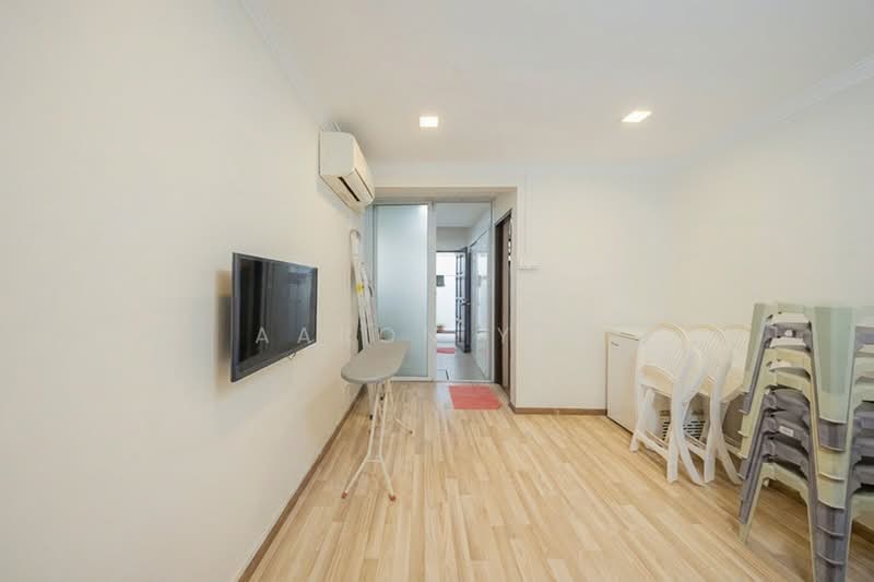 C.H.E.A.P Freehold Inter Terrace for Sale D19 Terraced House For Sale at S$ 5,180,000 | PropertyGuru Singapore