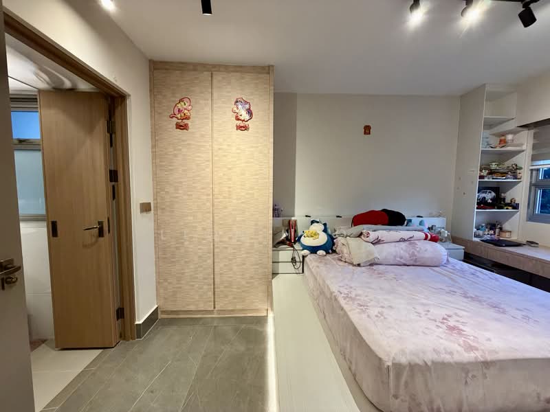228A Ang Mo Kio Street 23, 228A Ang Mo Kio Street 23, 4 Bedrooms, 1,292 sqft, HDB Flat For Sale, by Leon Hoon, 500094758 - Junior Master Bedroom - PropertyGuru.com.sg