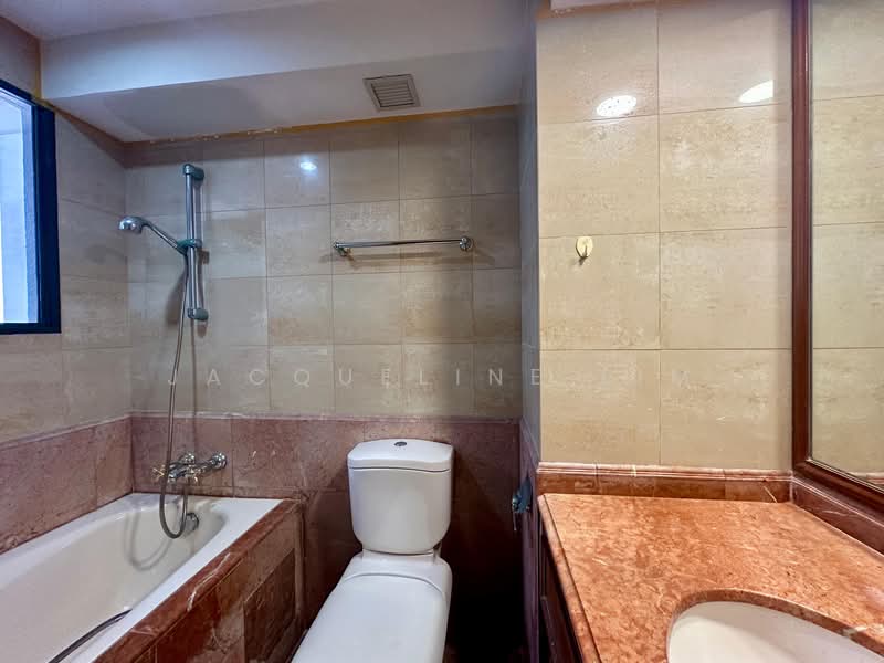 Regentville, 2 Hougang Street 92, 3 Bedrooms, 1,152 sqft, Condominium For Rent, by Jacqueline Lim, 500094764 - Bathroom - PropertyGuru.com.sg