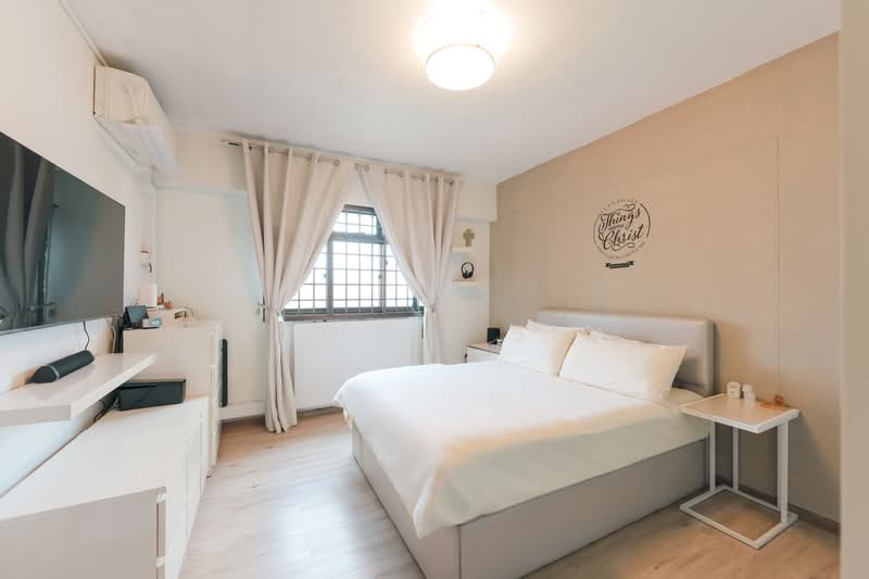 296 Choa Chu Kang Avenue 2 HDB Flat For Sale at S$ 649,000 | PropertyGuru Singapore - Bedroom