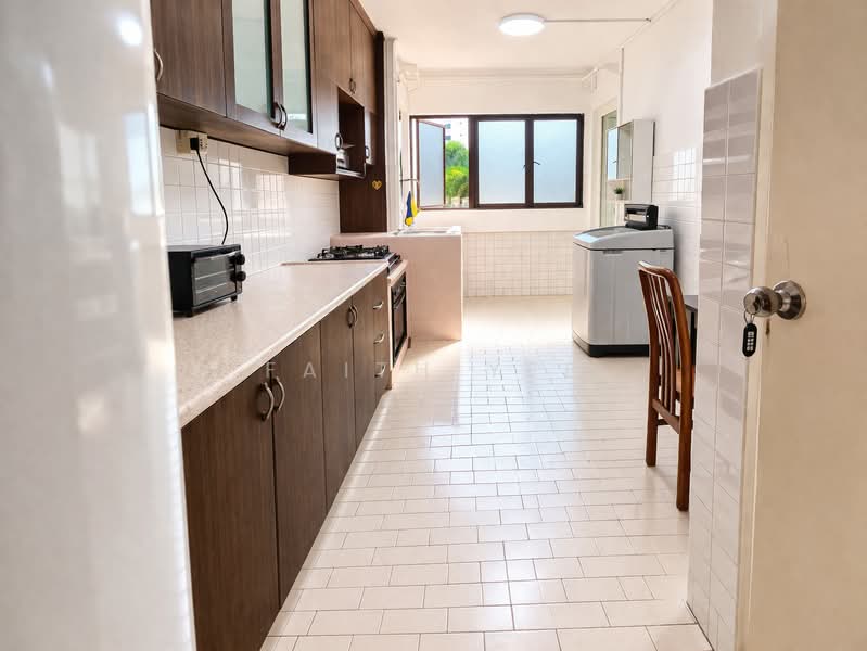 359 Bukit Batok Street 31 HDB Flat For Sale at S$ 420,000 | PropertyGuru Singapore - Kitchen