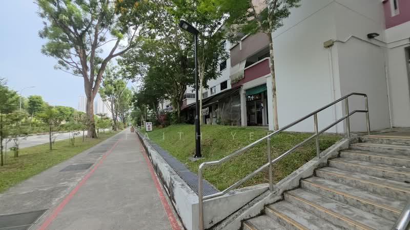 359 Bukit Batok Street 31 HDB Flat For Sale at S$ 420,000 | PropertyGuru Singapore - Exterior