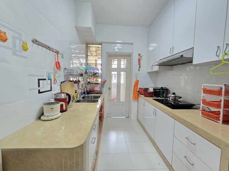 Castle Green, 483 Yio Chu Kang Road, 2 Bedrooms, 947 sqft, Condominium For Rent, by MH Quek, 500094771 - Kitchen - PropertyGuru.com.sg